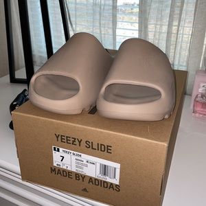 Yeezy Slides